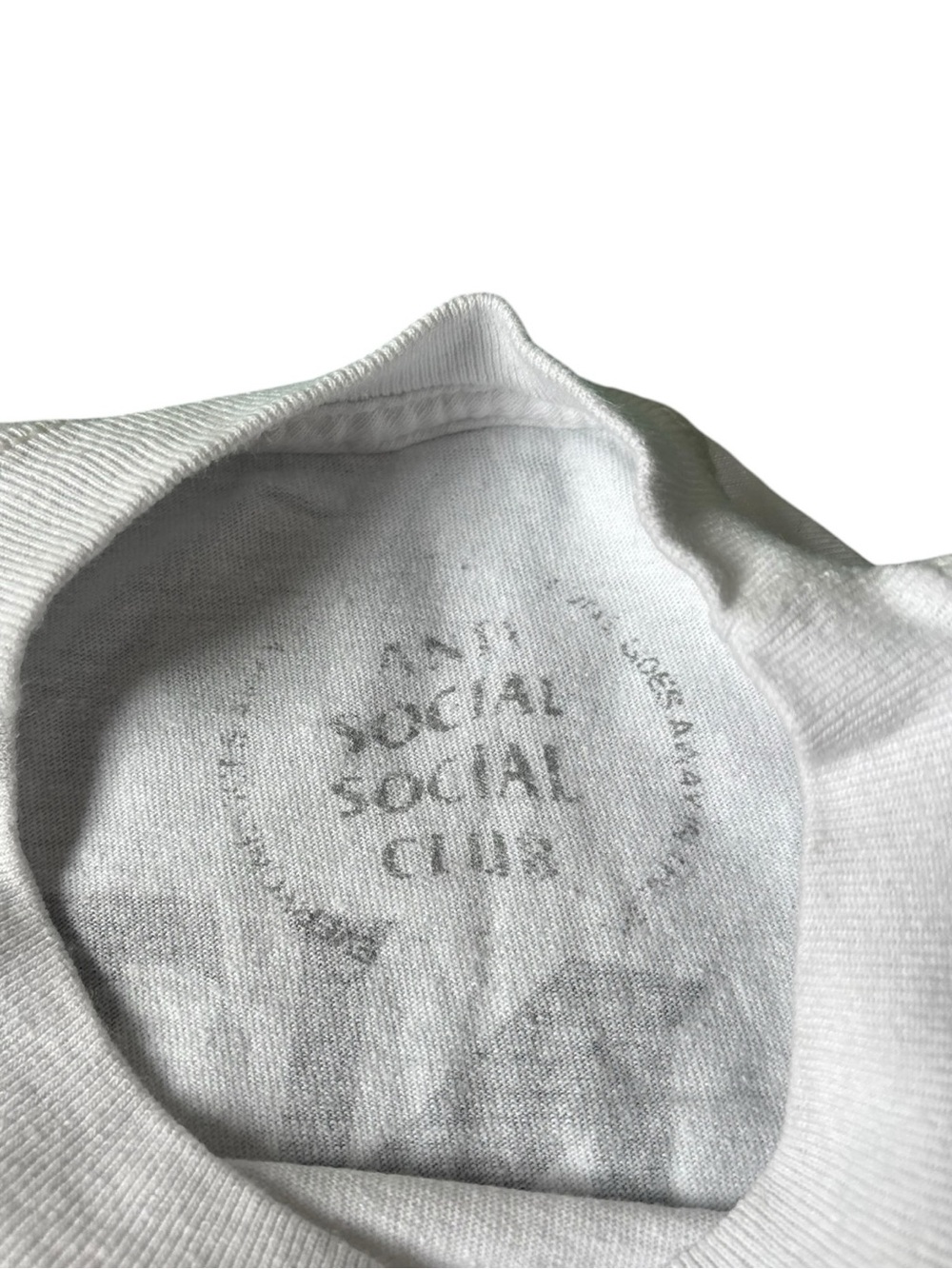 Anti Social Social Club // White Tee with Rose Graphic - Picture 5 of 6